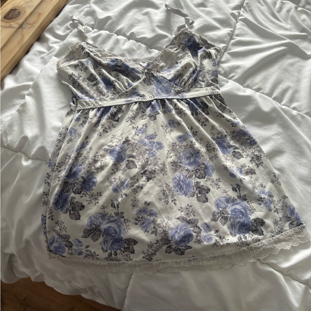 Floral Lace Trim Camisole